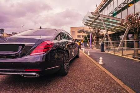 Transfert aéroport et gare avec chauffeur privé à Paris